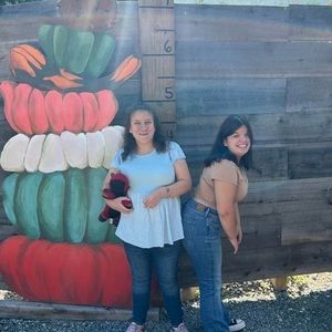 Meet your Posher, Tracy